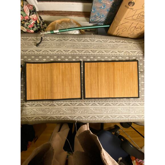 Set of 10 Bamboo Slat Placemats Natural with Black Binding 13 in X 19 in VGUC - Picture 3 of 8